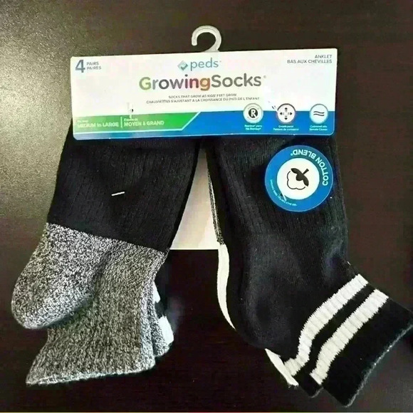 BNWT Peds - Growing Socks 4 pairs per pack Size Med to Large Anklet Cotton Rich - Picture 1 of 2